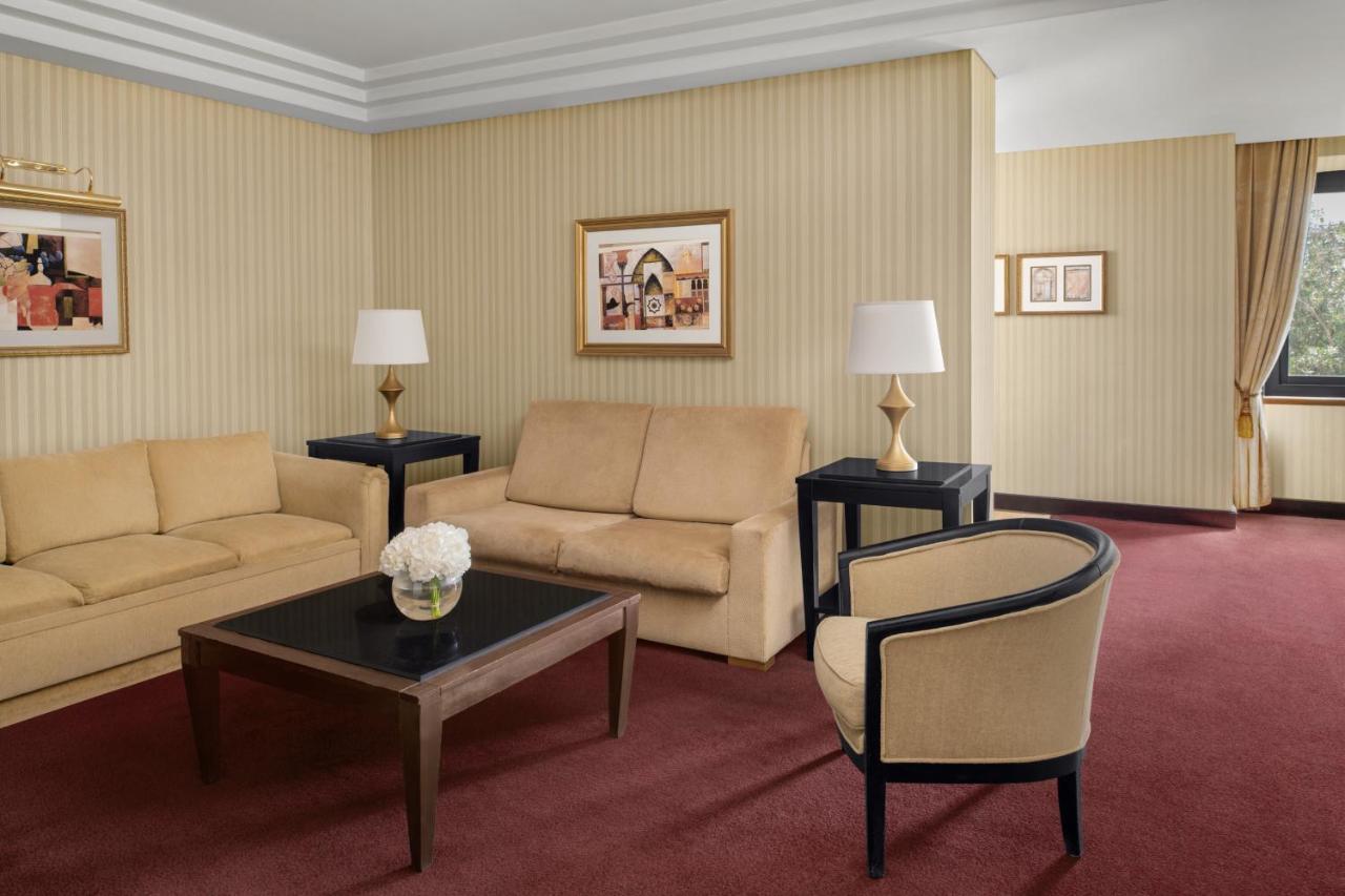 InterContinental Ar Riyad Esterno foto A suite at the InterContinental Vienna