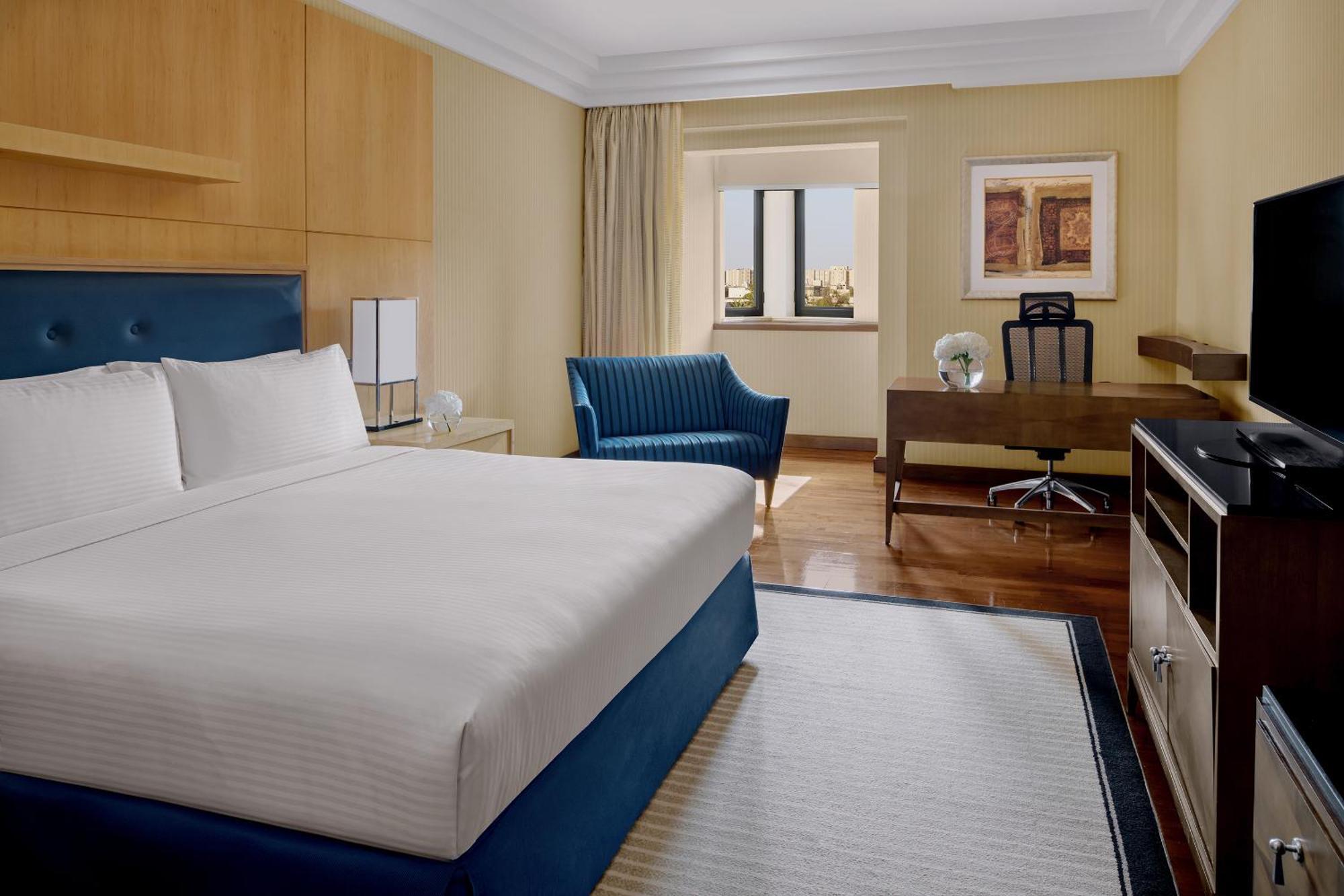 InterContinental Ar Riyad Esterno foto A room at the hotel