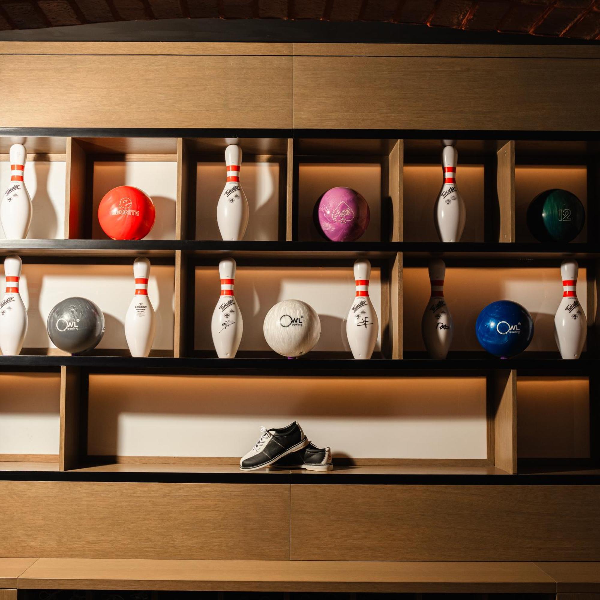 InterContinental Ar Riyad Esterno foto Bowling balls